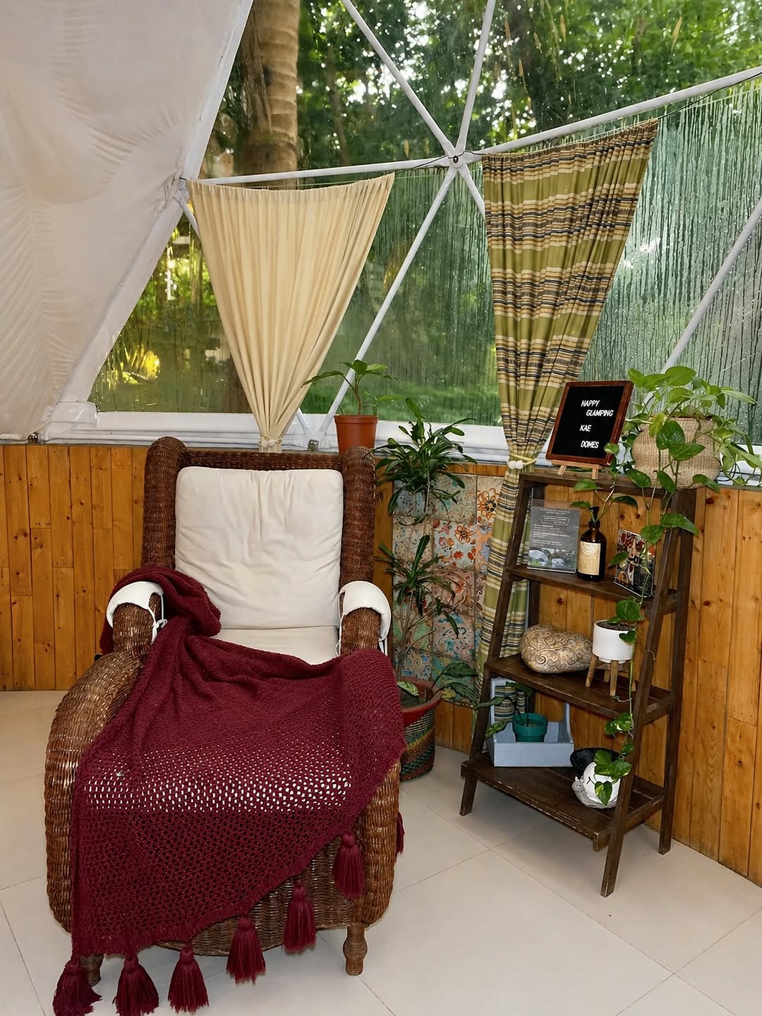 Dome 5 — mixed textures and artisan natural elements